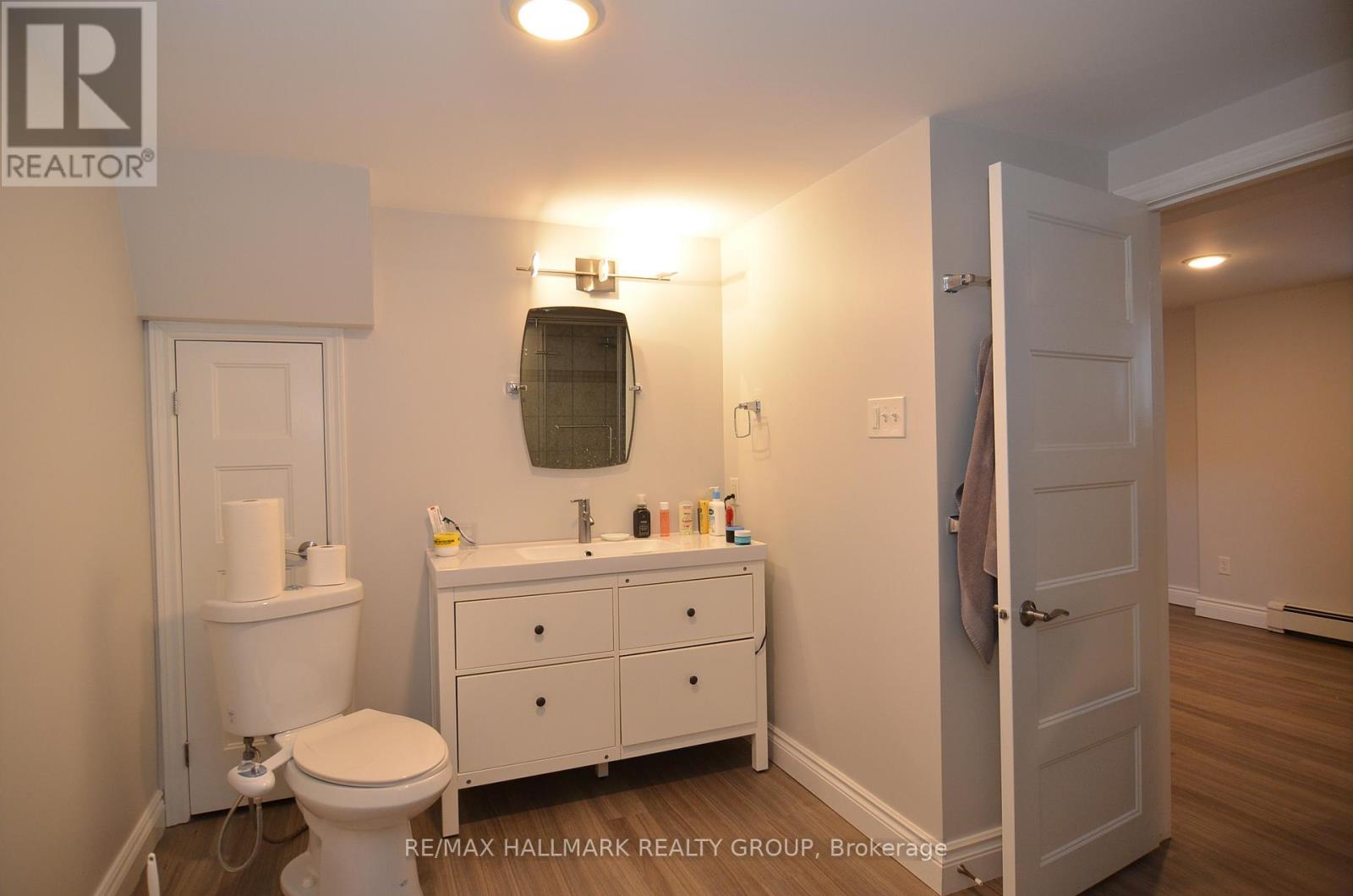 1926 Belcourt Boulevard, Ottawa, Ontario  K1C 1M5 - Photo 8 - X11970823
