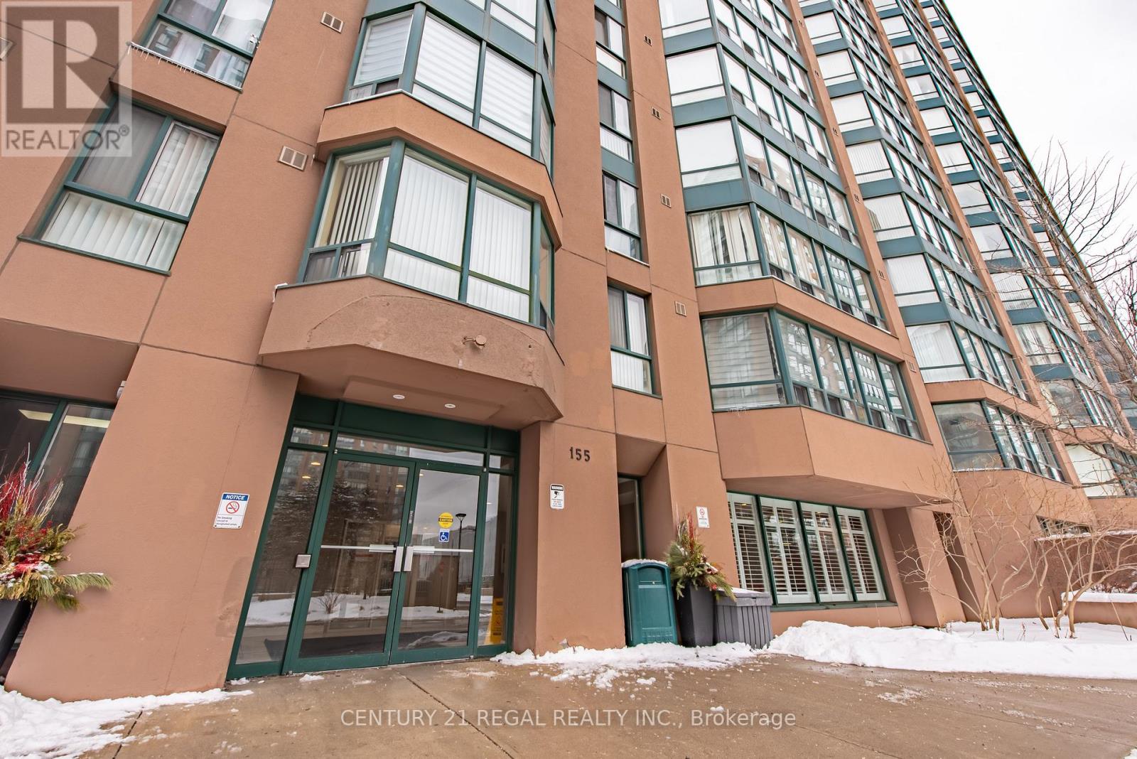 1016 - 155 Hillcrest Avenue W, Mississauga, Ontario  L5B 3Z2 - Photo 2 - W11970792