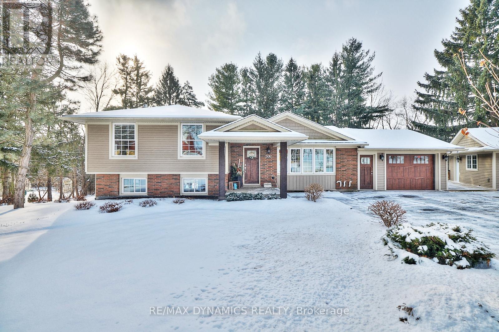 Property at 506 MEMORIAL DRIVE image 3