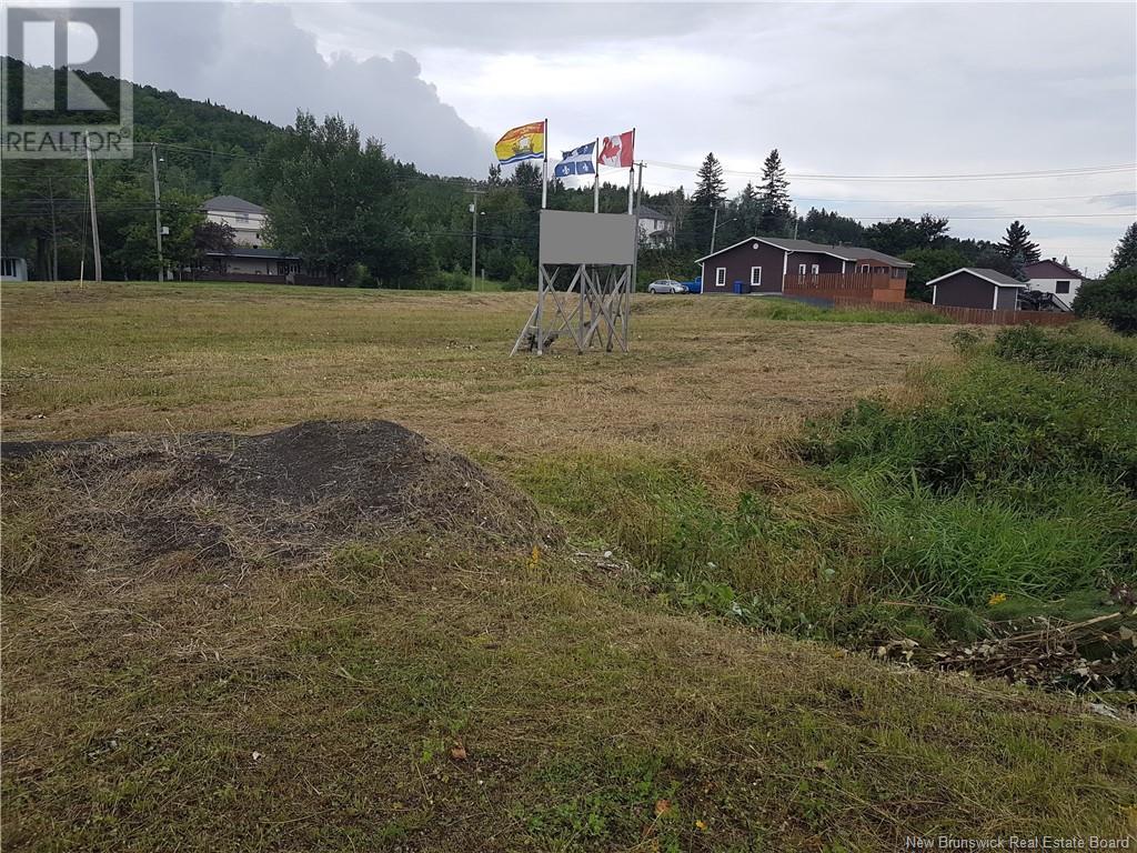837 Canada Road, Edmundston, New Brunswick  E3V 3X1 - Photo 5 - NB112562