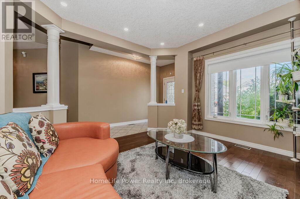Property at 6 WESTRA DRIVE image 3