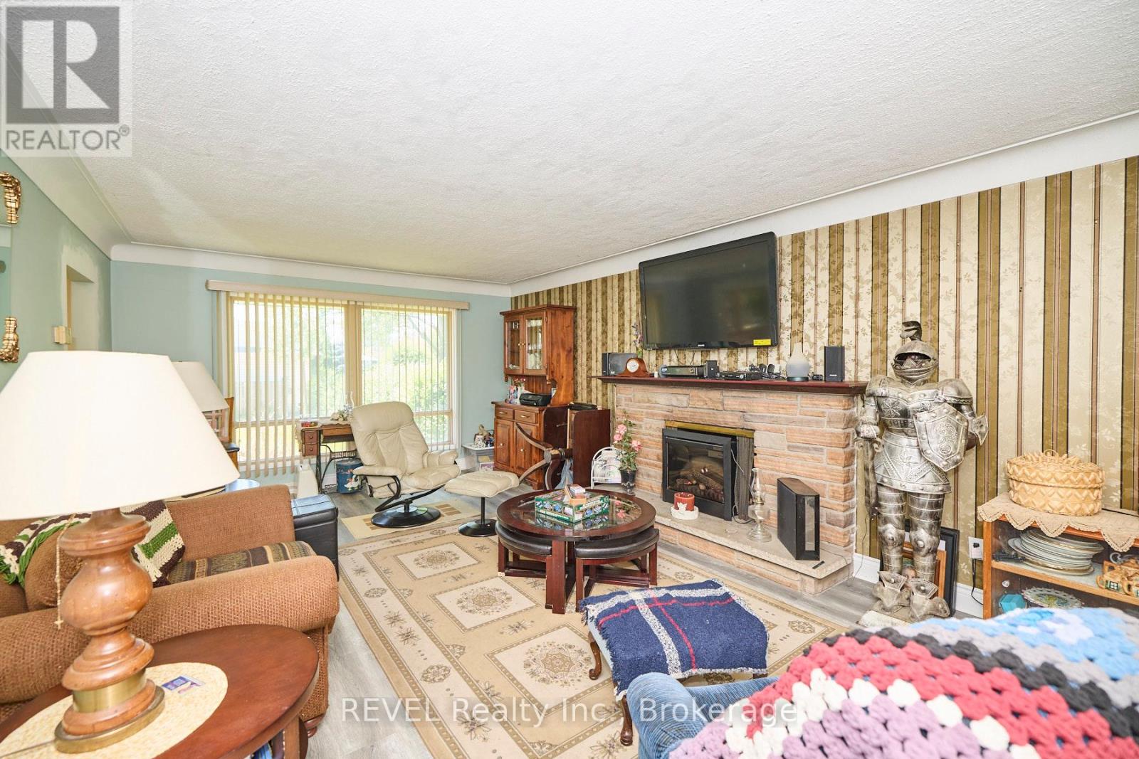 Property at 7205 SHARON AVENUE image 4