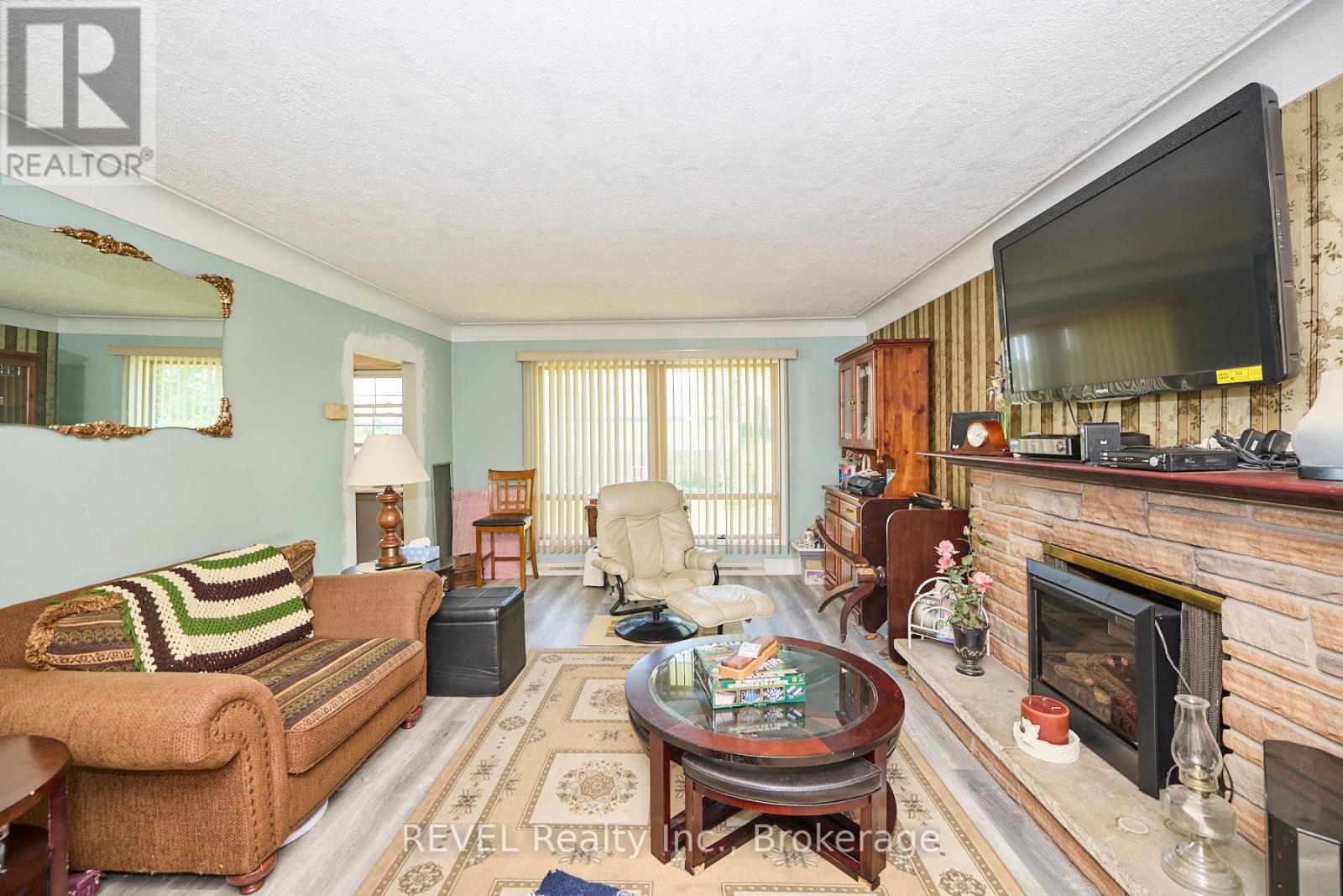 Property at 7205 SHARON AVENUE image 5