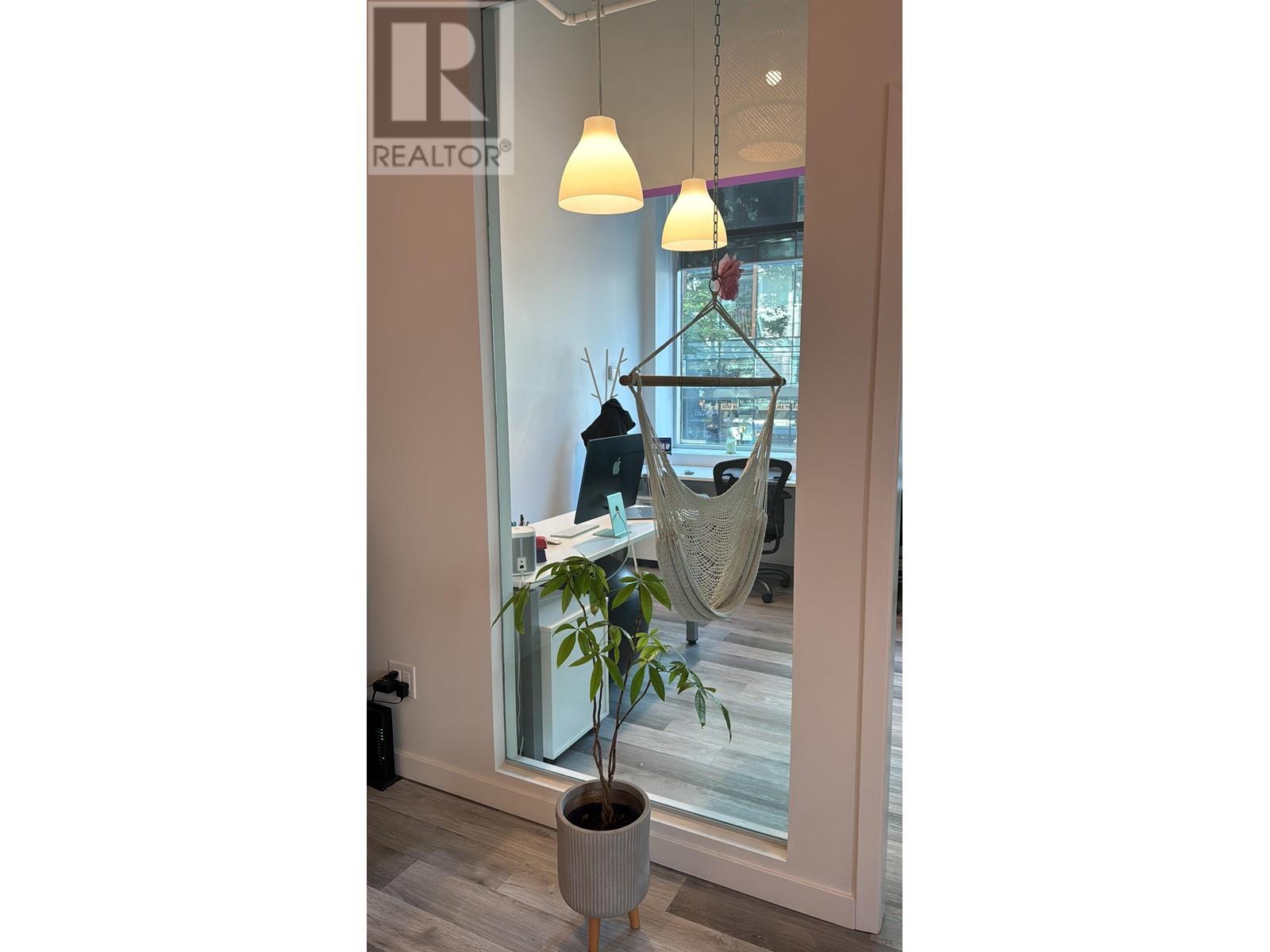 240 515 W Pender Street, Vancouver, British Columbia  V6B 1V5 - Photo 2 - C8065509