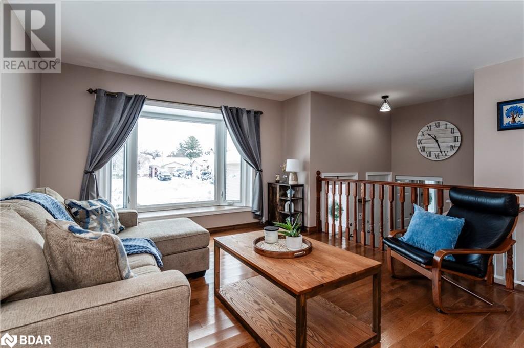 1 Keith Street, Orillia, Ontario  L3V 7V6 - Photo 7 - 40698500