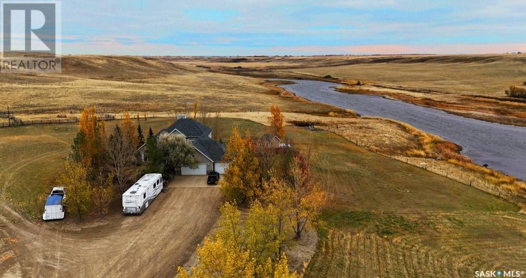 Carleton Farm, Swift Current Rm No. 137, Saskatchewan  S9H 3X5 - Photo 1 - SK995743