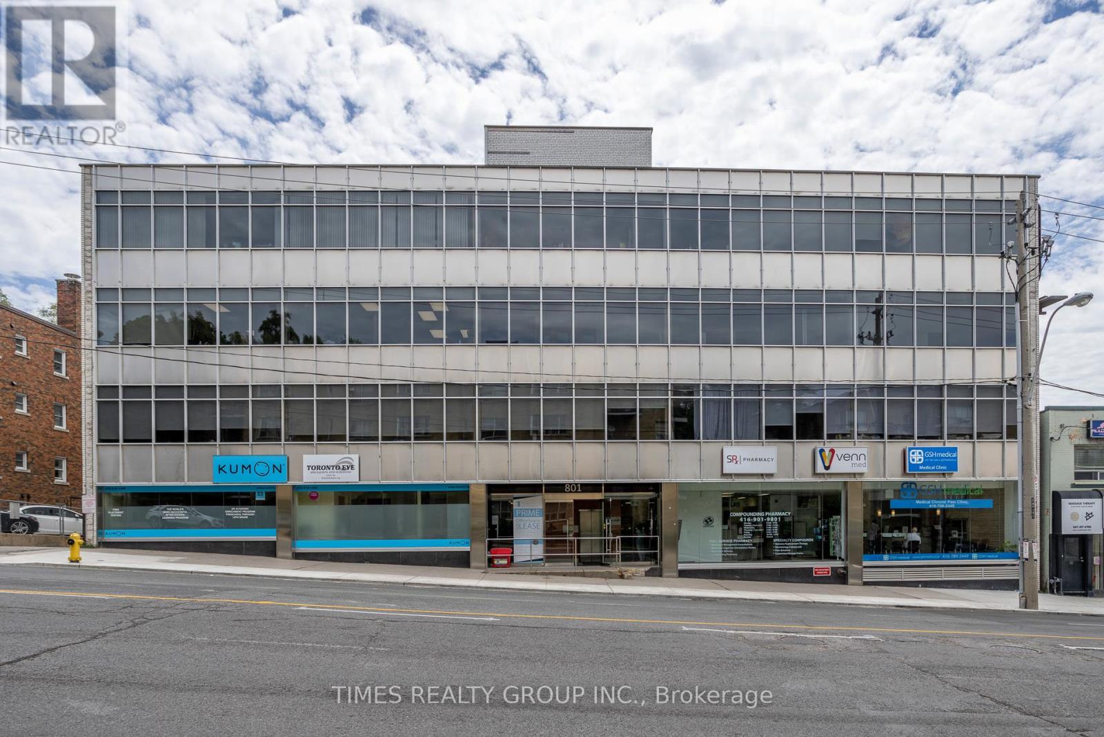 300 - 801 Eglinton Avenue W, Toronto, Ontario  M5N 1E3 - Photo 1 - C11970961