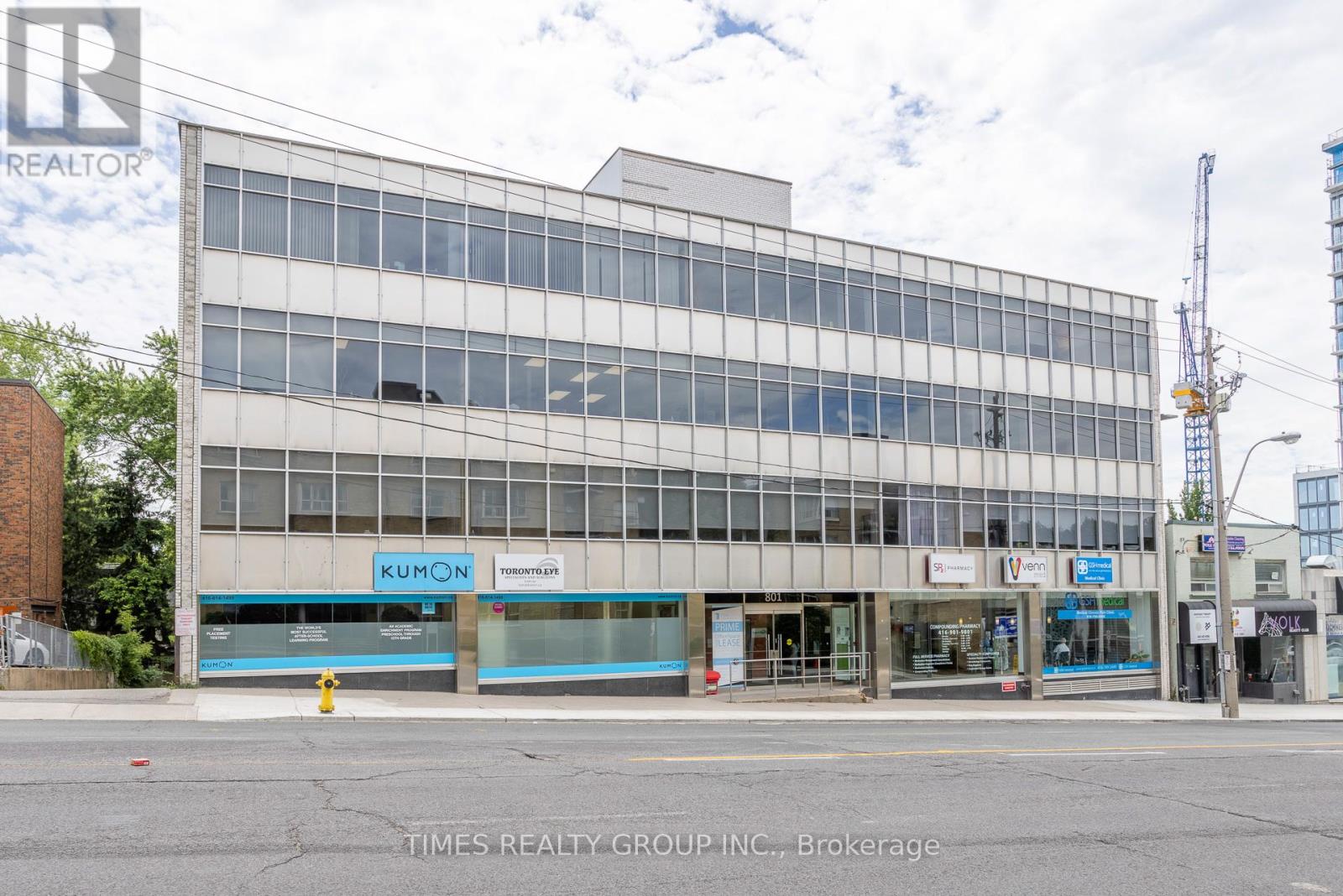 300 - 801 Eglinton Avenue W, Toronto, Ontario  M5N 1E3 - Photo 3 - C11970961