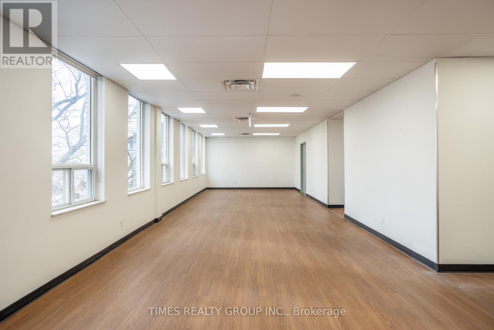 300 - 801 Eglinton Avenue W, Toronto, Ontario  M5N 1E3 - Photo 9 - C11970961