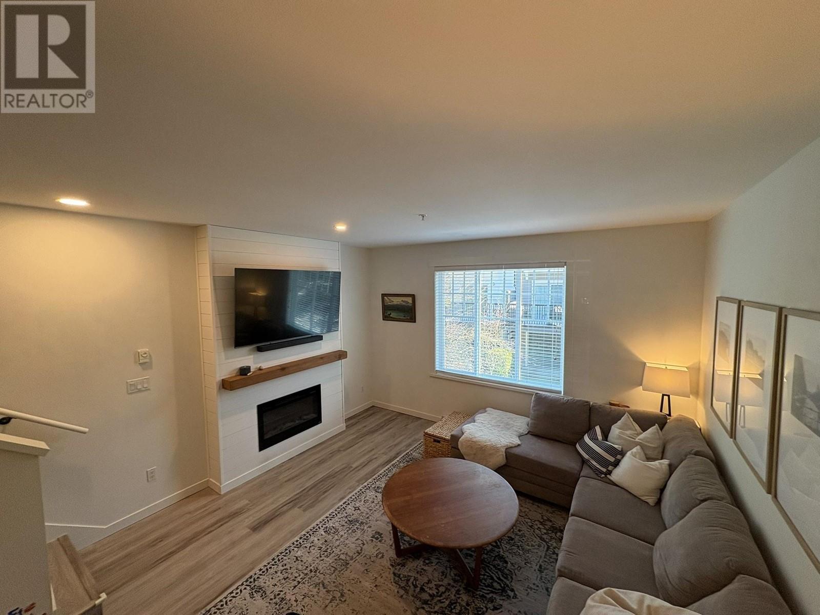 70 3010 Riverbend Drive, Coquitlam, British Columbia  V3C 0B8 - Photo 5 - R2966513