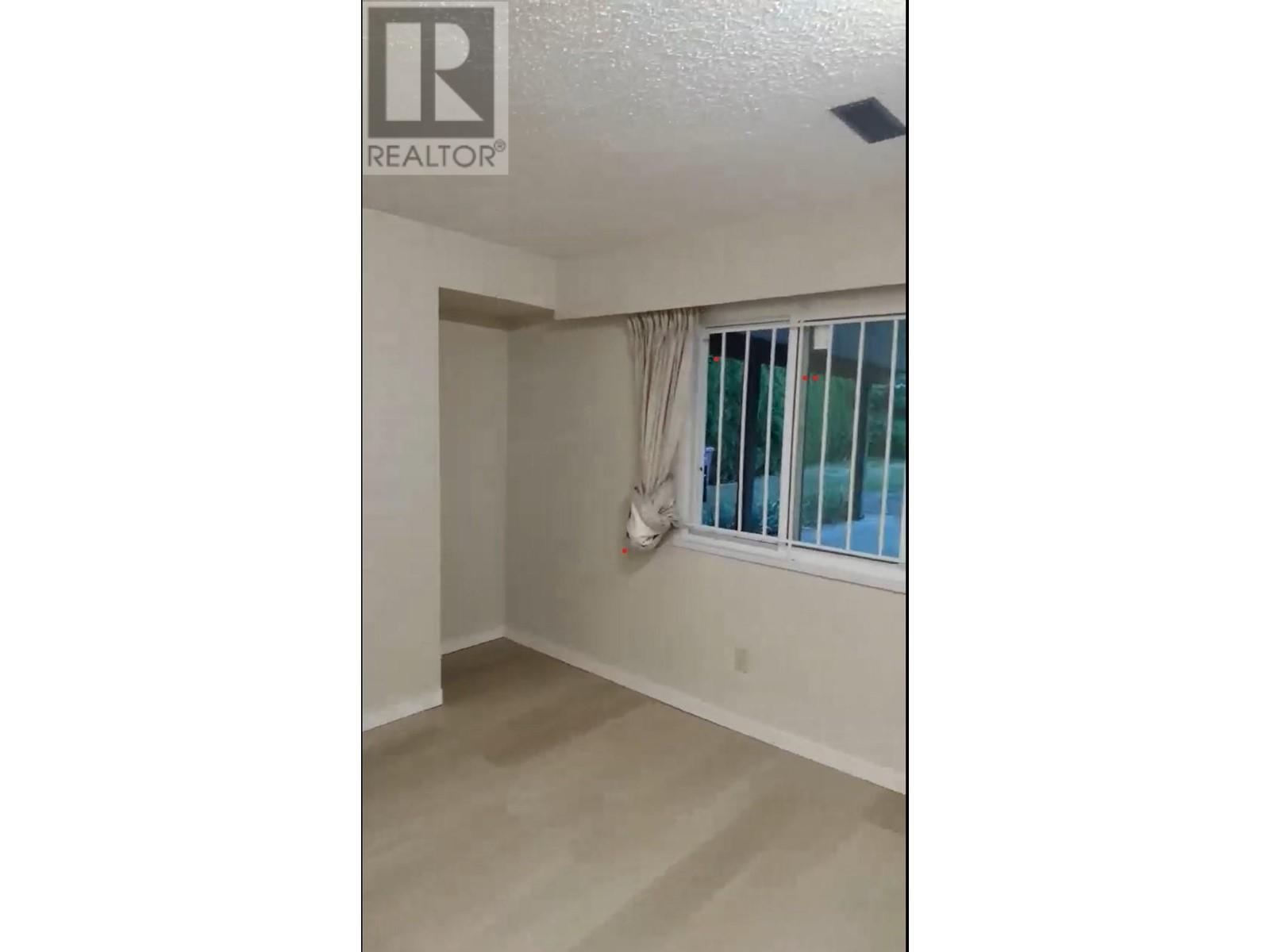 1 Bed Suite 4992 Sidley Street, Burnaby, British Columbia  V5J 1T5 - Photo 2 - R2966516