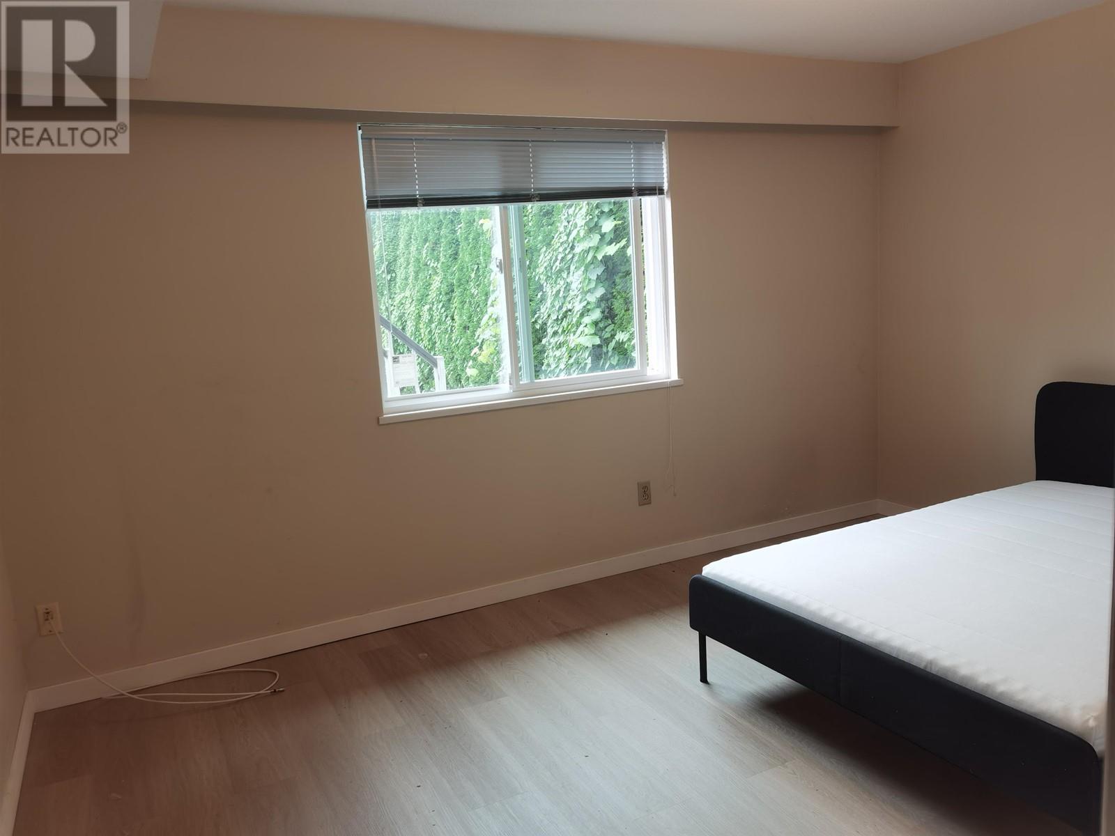 2 Bed Suite 4992 Sidley Street, Burnaby, British Columbia  V5J 1T5 - Photo 2 - R2966517