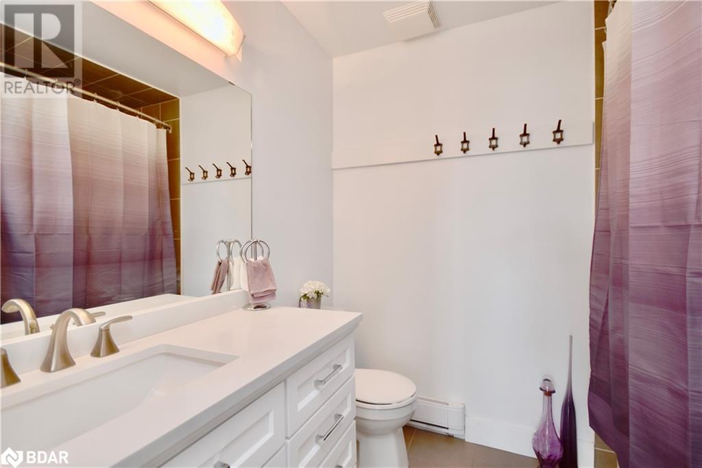 51 Ferndale Drive S Unit# 6, Barrie, Ontario  L4N 5W9 - Photo 12 - 40698435