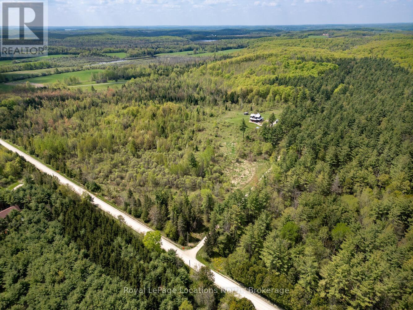 355310 Blue Mountains Euphrasia Townline, Grey Highlands, Ontario  N0H 1J0 - Photo 48 - X11971095