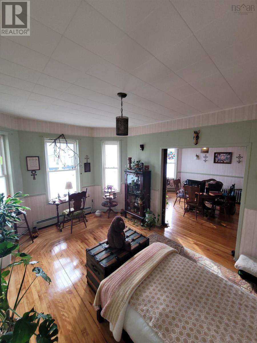 218 York Street, Glace Bay, Nova Scotia  B1A 2L8 - Photo 12 - 202502845