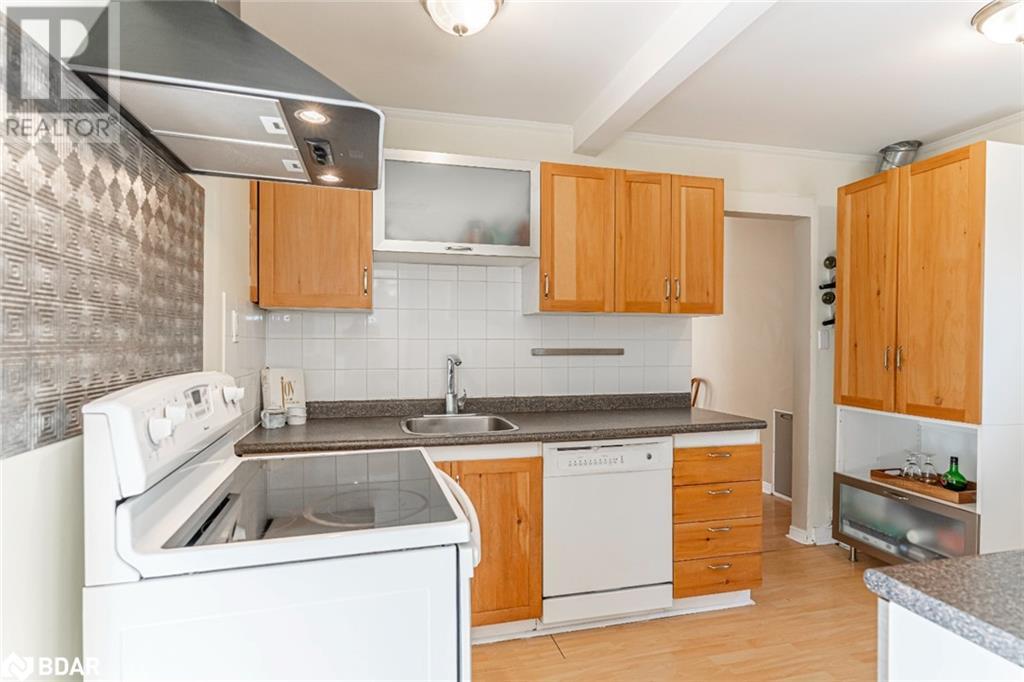 124 Albert Street, Collingwood, Ontario  L9Y 3Y2 - Photo 3 - 40698555