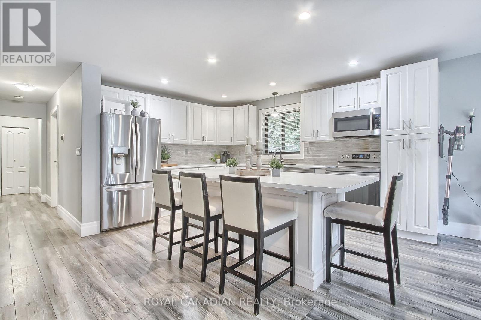 78 Twmarc Avenue, Brock (Beaverton), Ontario  L0K 1A0 - Photo 9 - N11971133