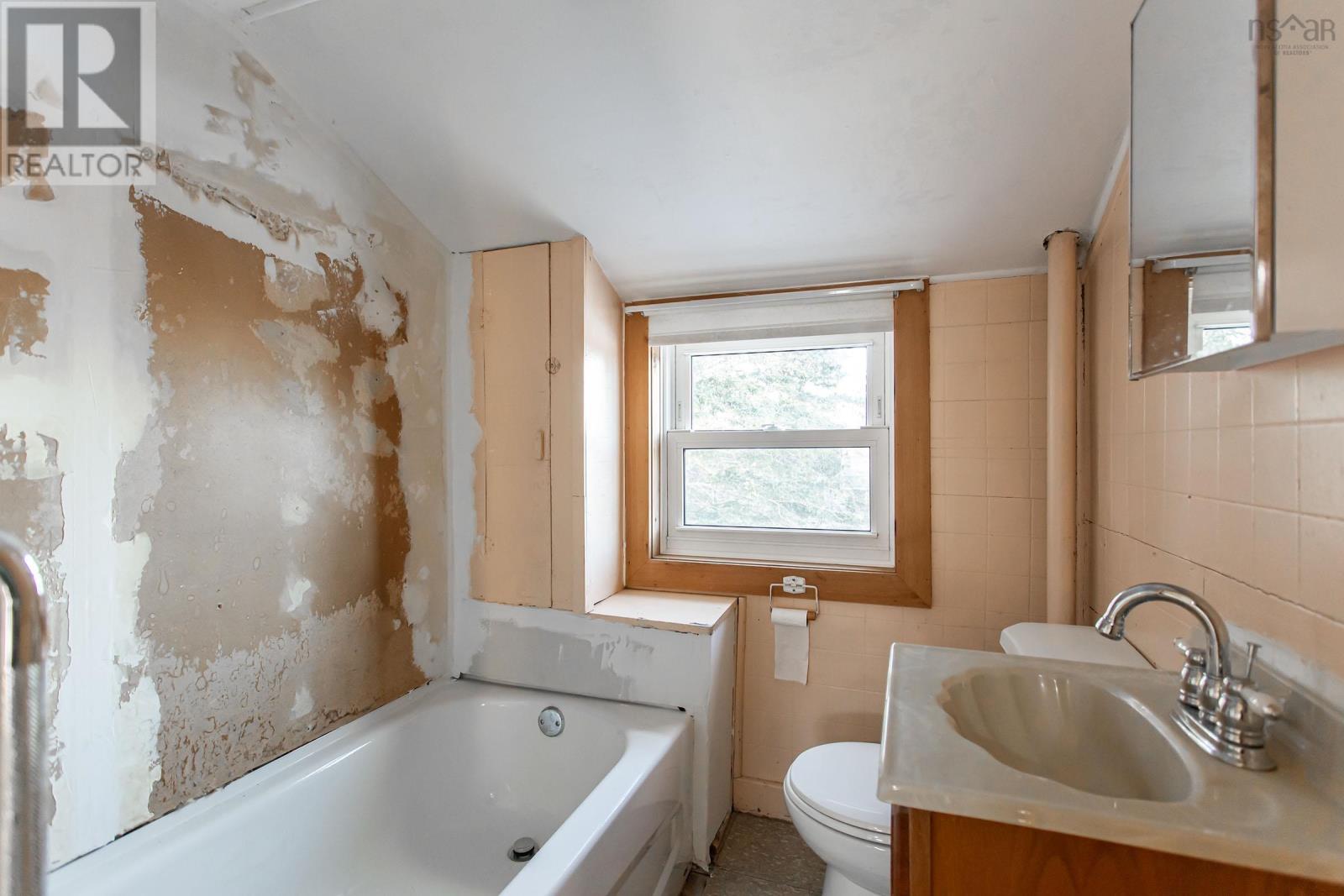 6165 Shore Road, Youngs Cove, Nova Scotia  B0S 1A0 - Photo 15 - 202502803