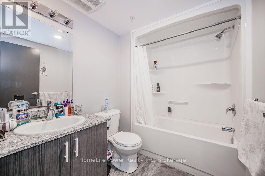 #g304 - 275 Larch Street, Waterloo, Ontario  N2L 3R2 - Photo 15 - X11971257