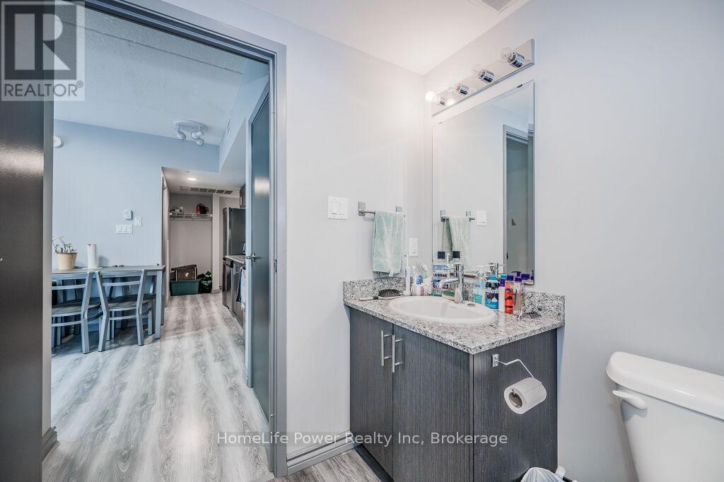 #g304 - 275 Larch Street, Waterloo, Ontario  N2L 3R2 - Photo 16 - X11971257