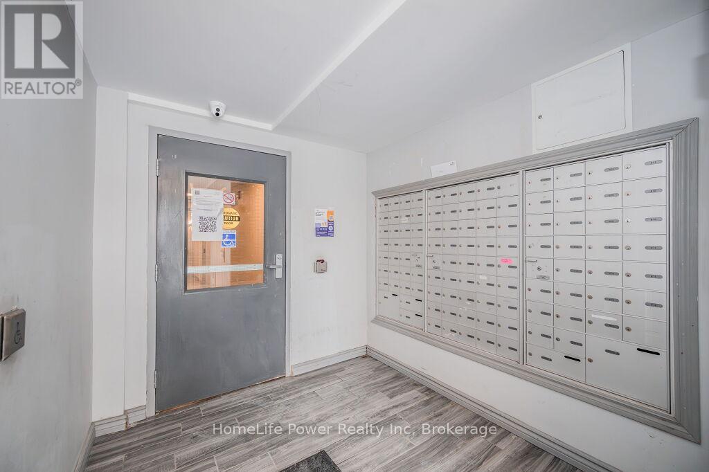 #g304 - 275 Larch Street, Waterloo, Ontario  N2L 3R2 - Photo 27 - X11971257