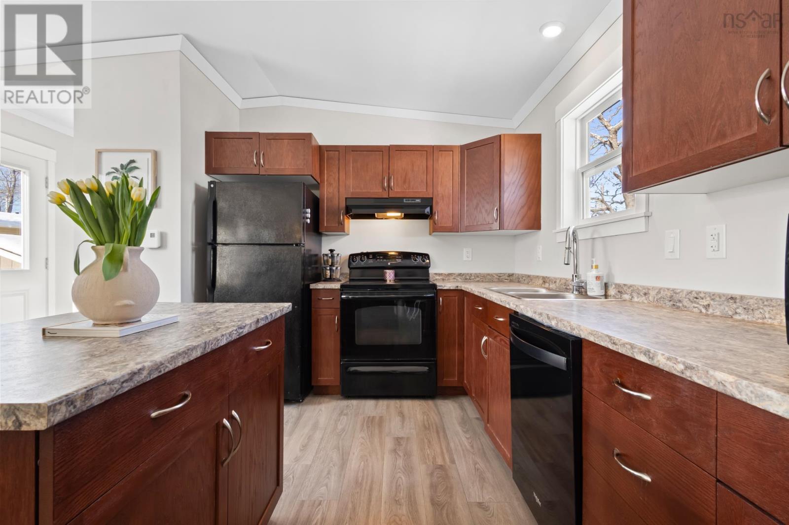 1127 Susan Drive, Beaver Bank, Nova Scotia  B4E 1P2 - Photo 10 - 202502850