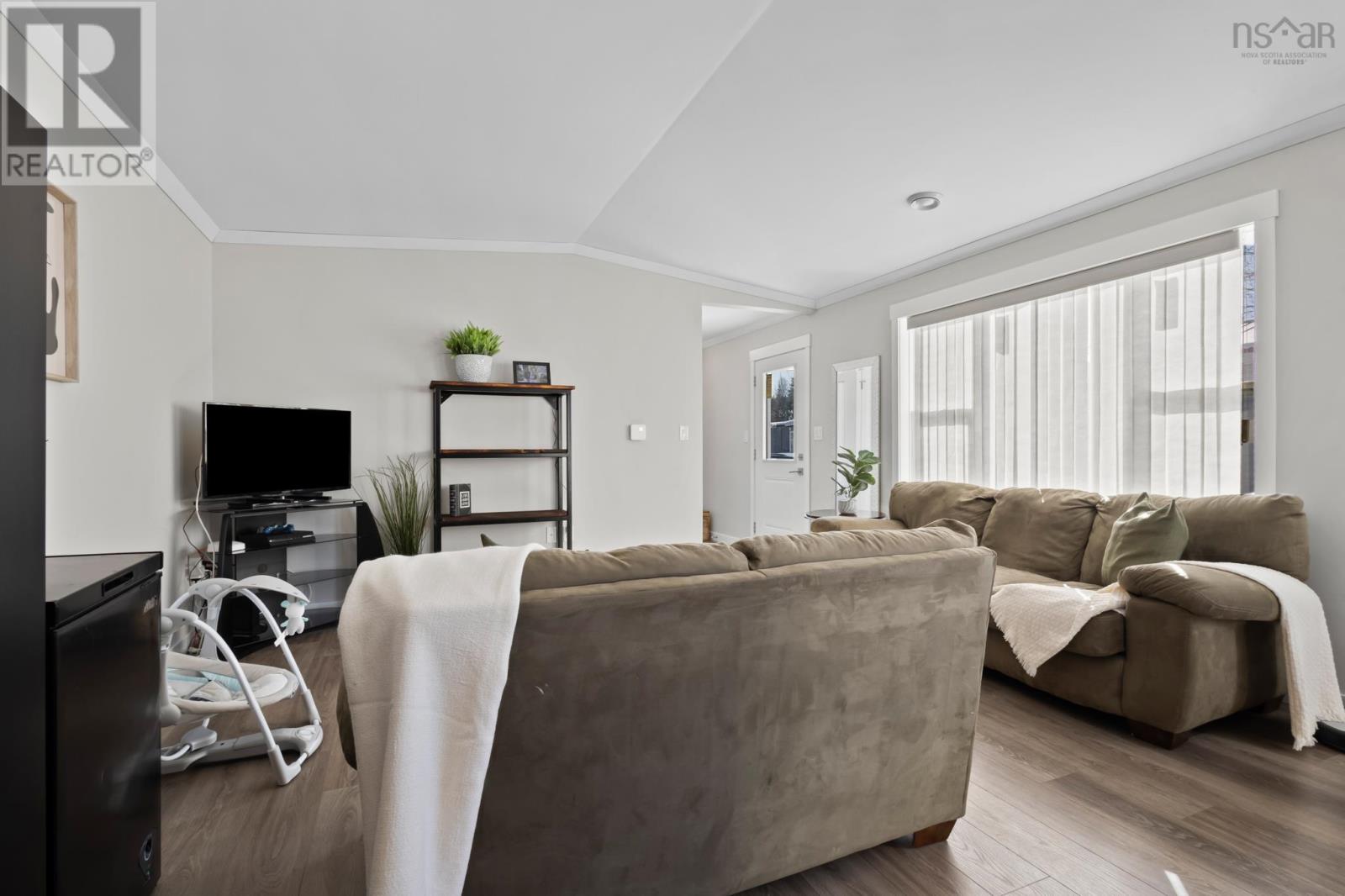 1127 Susan Drive, Beaver Bank, Nova Scotia  B4E 1P2 - Photo 4 - 202502850