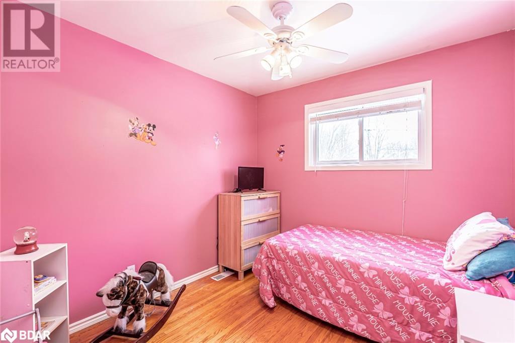 423 Mary St, Orillia, Ontario  L3V 3G5 - Photo 11 - 40696881