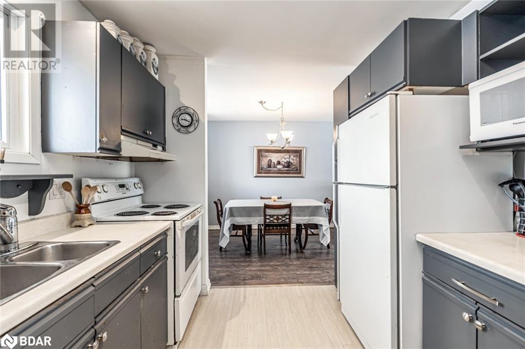 423 Mary St, Orillia, Ontario  L3V 3G5 - Photo 5 - 40696881