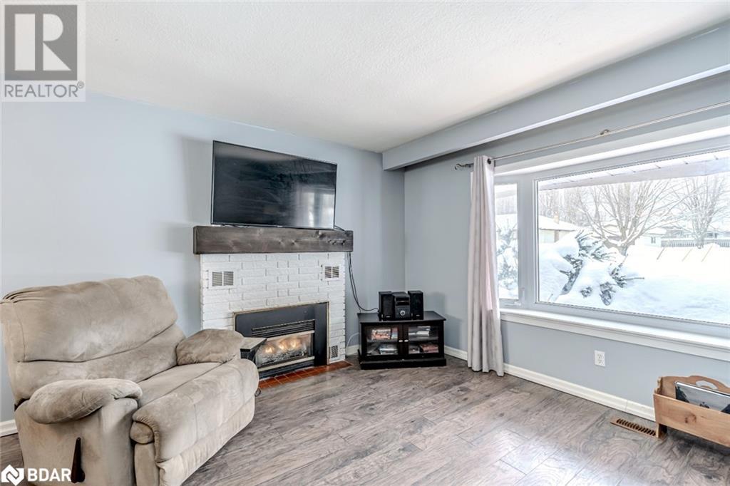 423 Mary St, Orillia, Ontario  L3V 3G5 - Photo 7 - 40696881