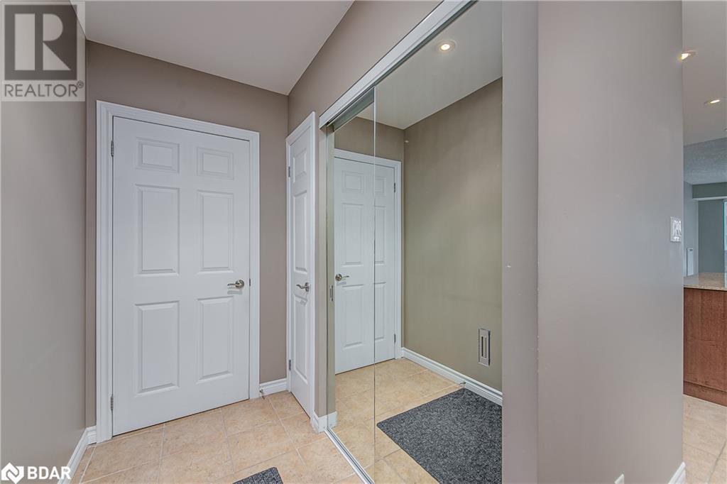 37 Ellen Street Unit# 505, Barrie, Ontario  L4N 6G2 - Photo 6 - 40698013