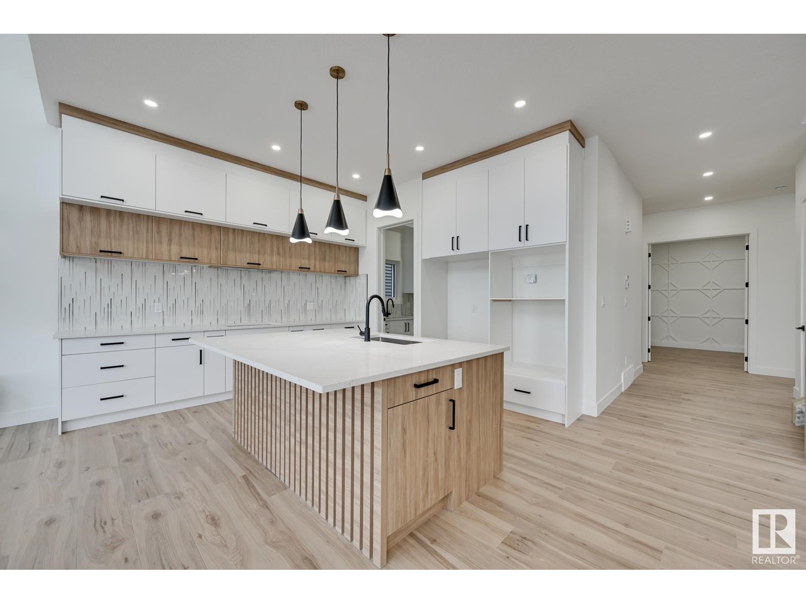 Property at 7099 KIVIAQ CR SW image 3