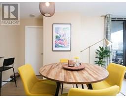 306 833 AGNES STREET, New Westminster, British Columbia