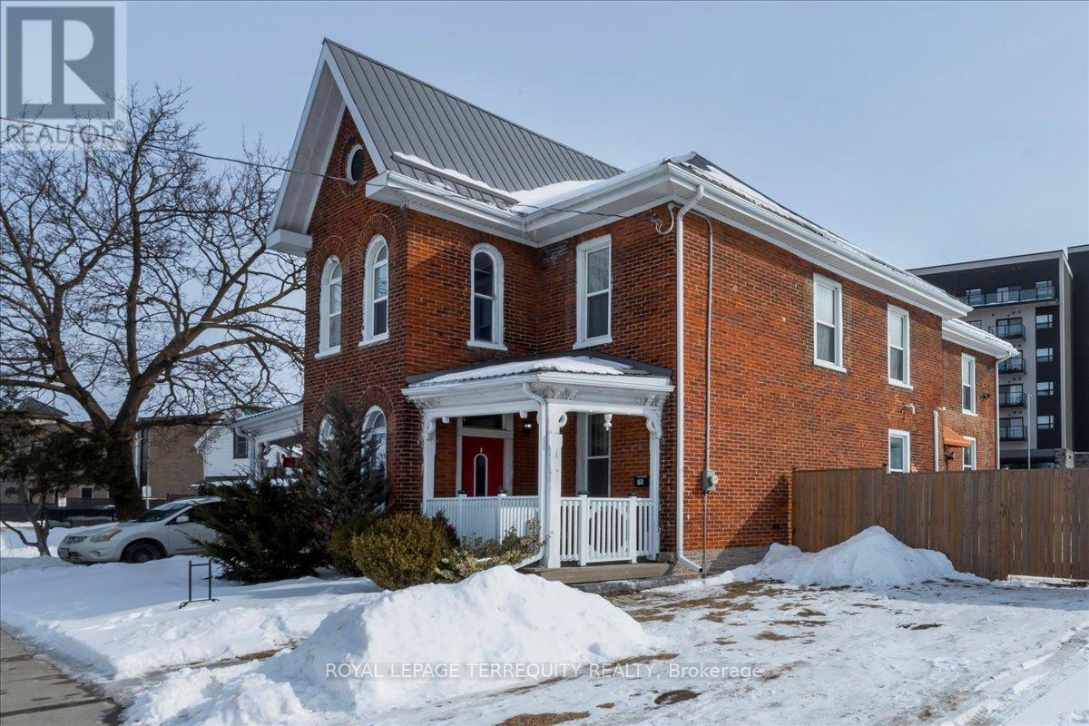 Property at 125 STATION STREET image 1