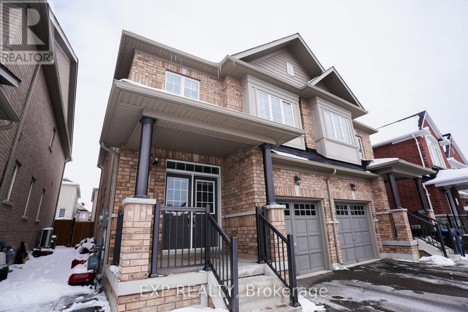Property at 16 BLACKBERRY VALLEY CRESCENT E image 2