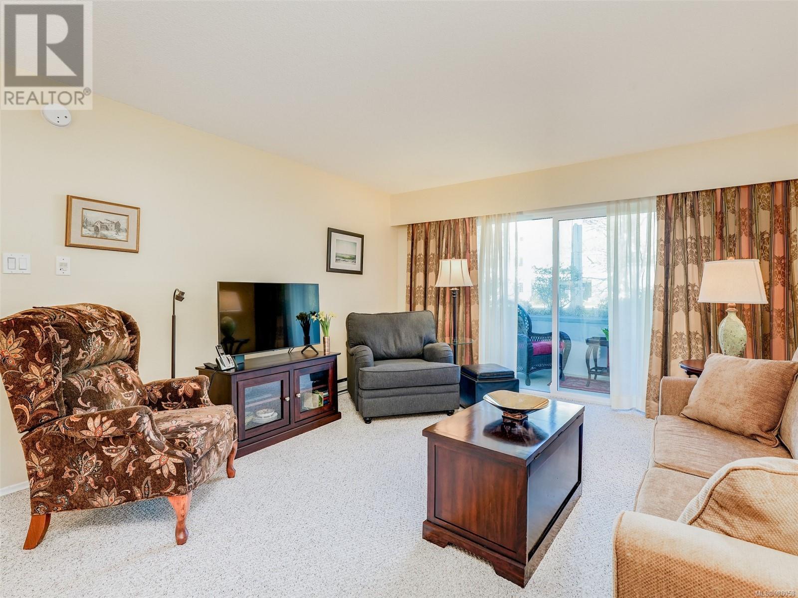 Property at 103 1115 Rockland Ave image 3