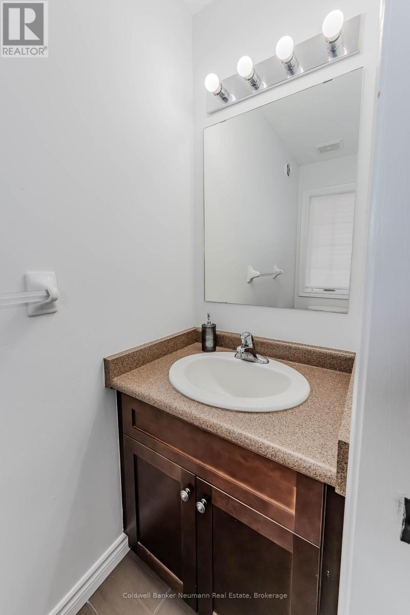 100 Mussen Street, Guelph, Ontario  N1E 0K2 - Photo 4 - X11971294