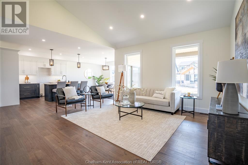 Property at 128 Landings Pass image 5