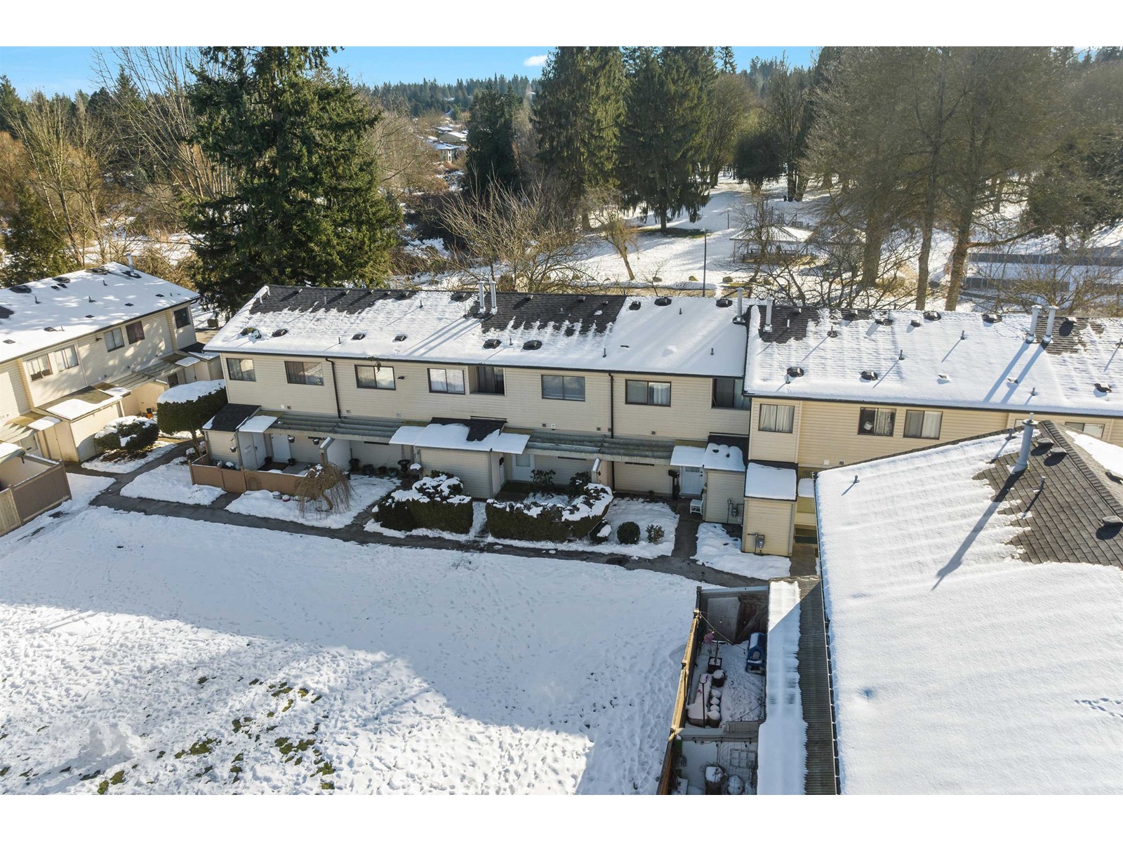Property at 48 5181 204 STREET image 1