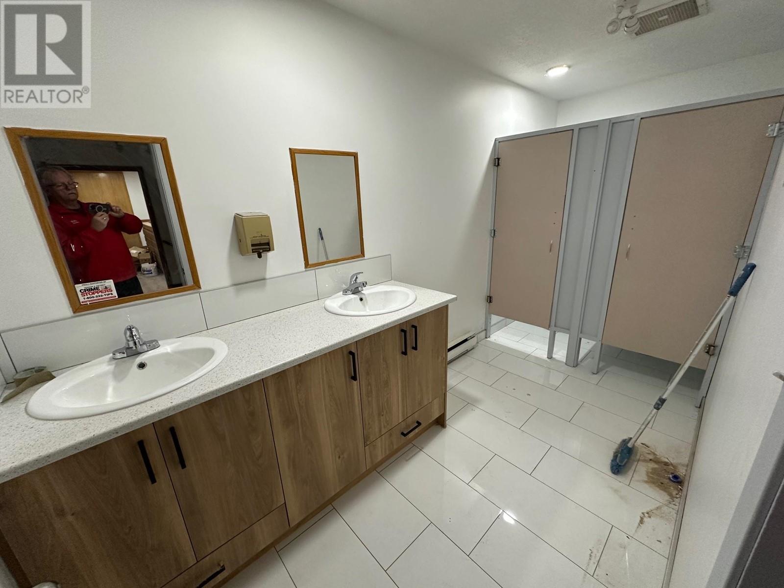 3307 32 Avenue Unit# 200, Vernon, British Columbia  V1T 5L7 - Photo 11 - 10335391