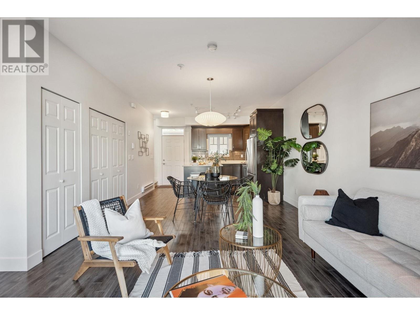 211 2273 TRIUMPH STREET, Vancouver