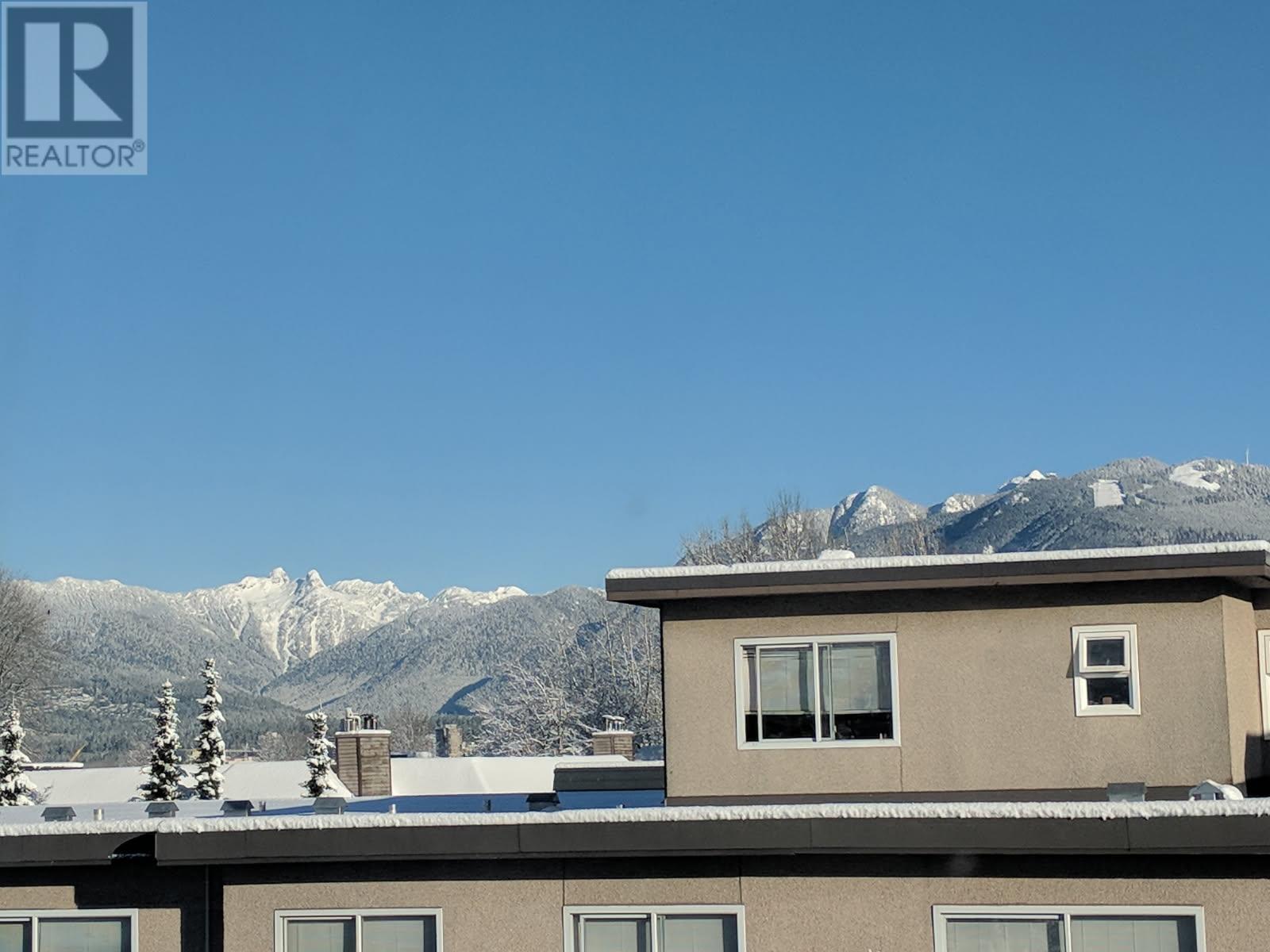 Listing Picture 16 of 21 : 211 2273 TRIUMPH STREET, Vancouver / 溫哥華 - 魯藝地產 Yvonne Lu Group - MLS Medallion Club Member