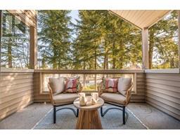 302 932 ROBINSON STREET, Coquitlam, British Columbia
