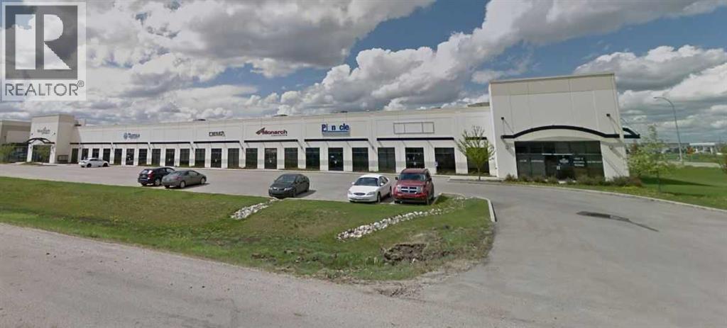 105, 106, 7002 98 Street, clairmont, Alberta