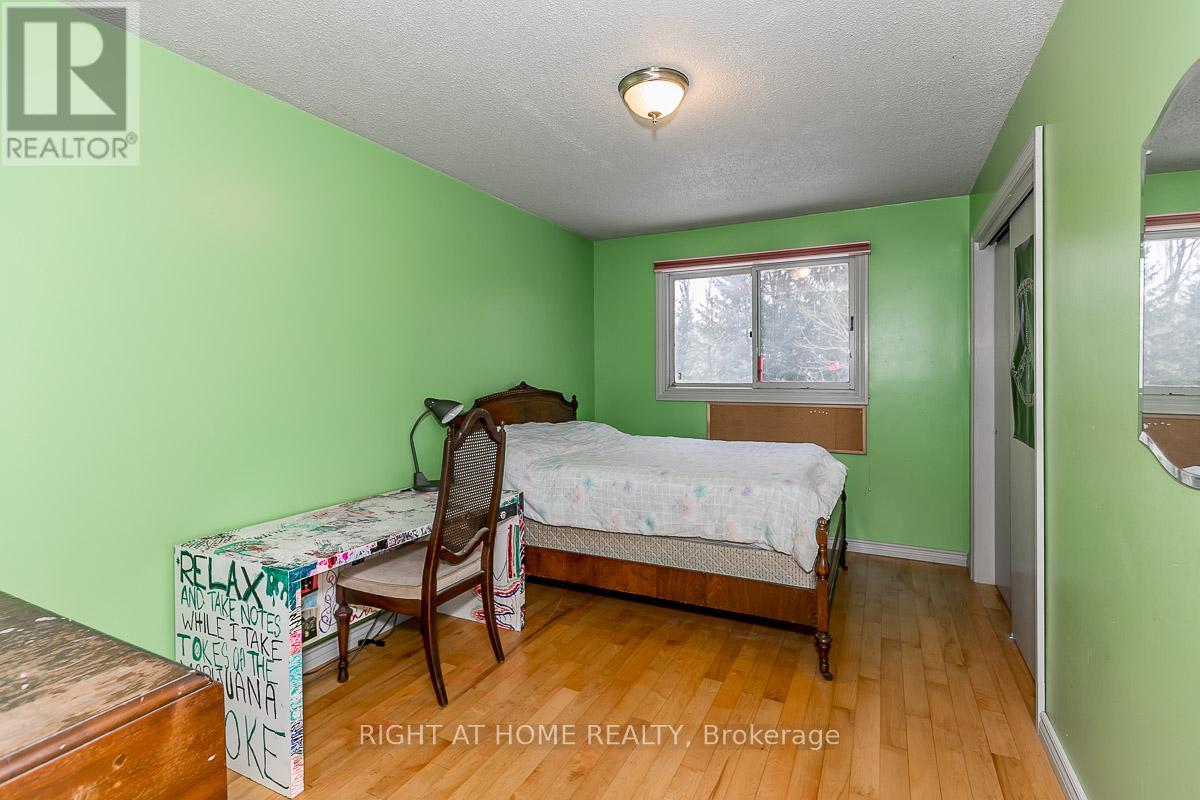 401 Ridge Road W, Oro-Medonte, Ontario  L0L 2E0 - Photo 21 - S11971521