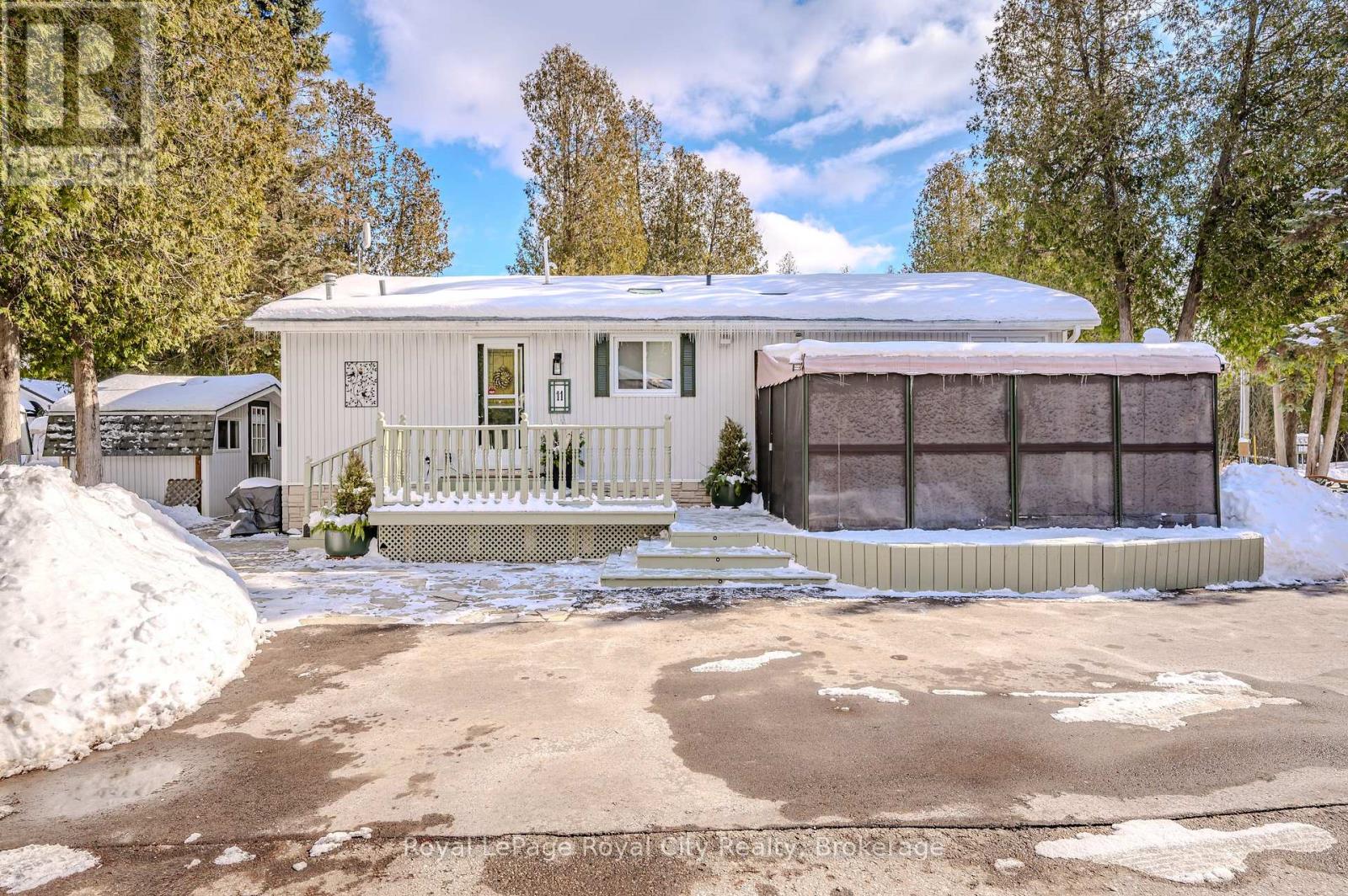 11 Spruce Avenue, Puslinch, Ontario  N1H 6H9 - Photo 31 - X11971603