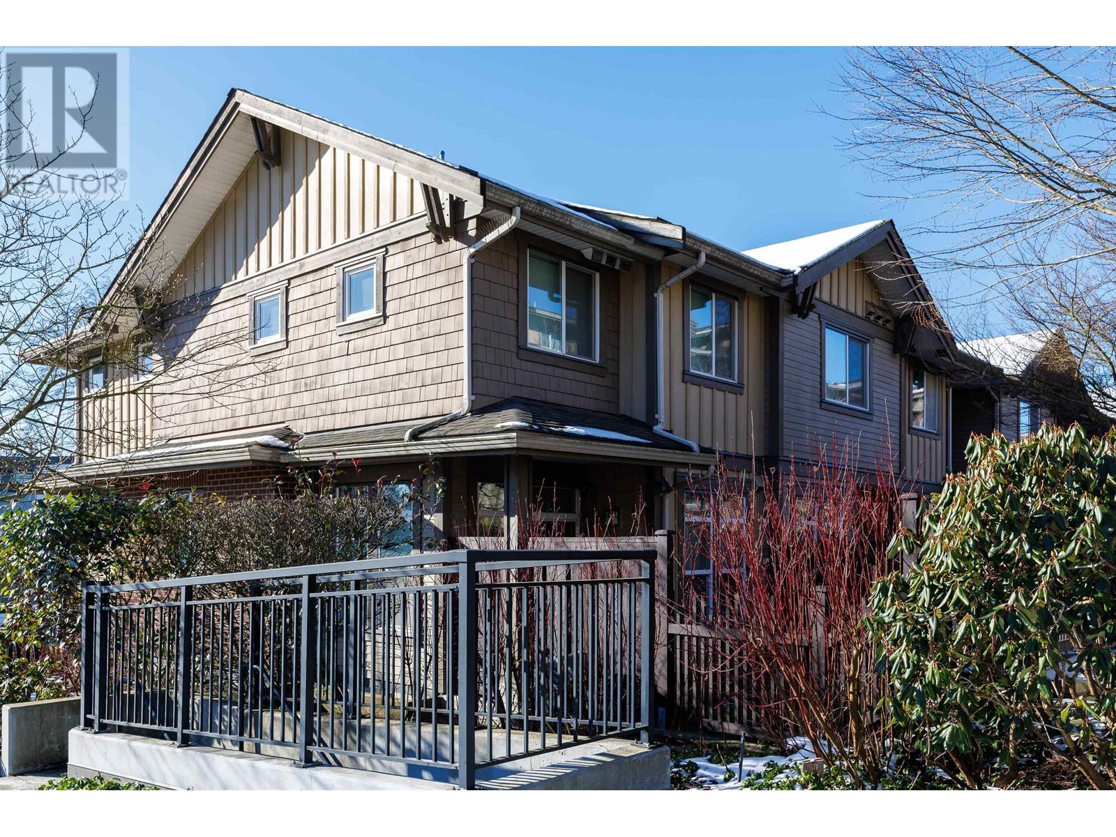 Listing Picture 19 of 26 : 15 5883 IRMIN STREET, Burnaby / 本拿比 - 魯藝地產 Yvonne Lu Group - MLS Medallion Club Member