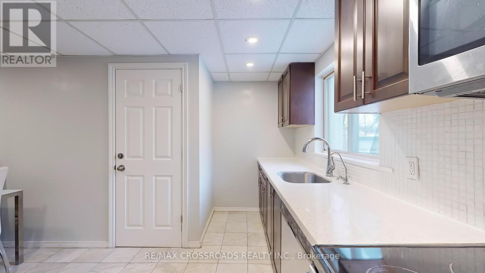 260 Connaught Avenue, Toronto, Ontario  M2M 1H5 - Photo 8 - C11969130