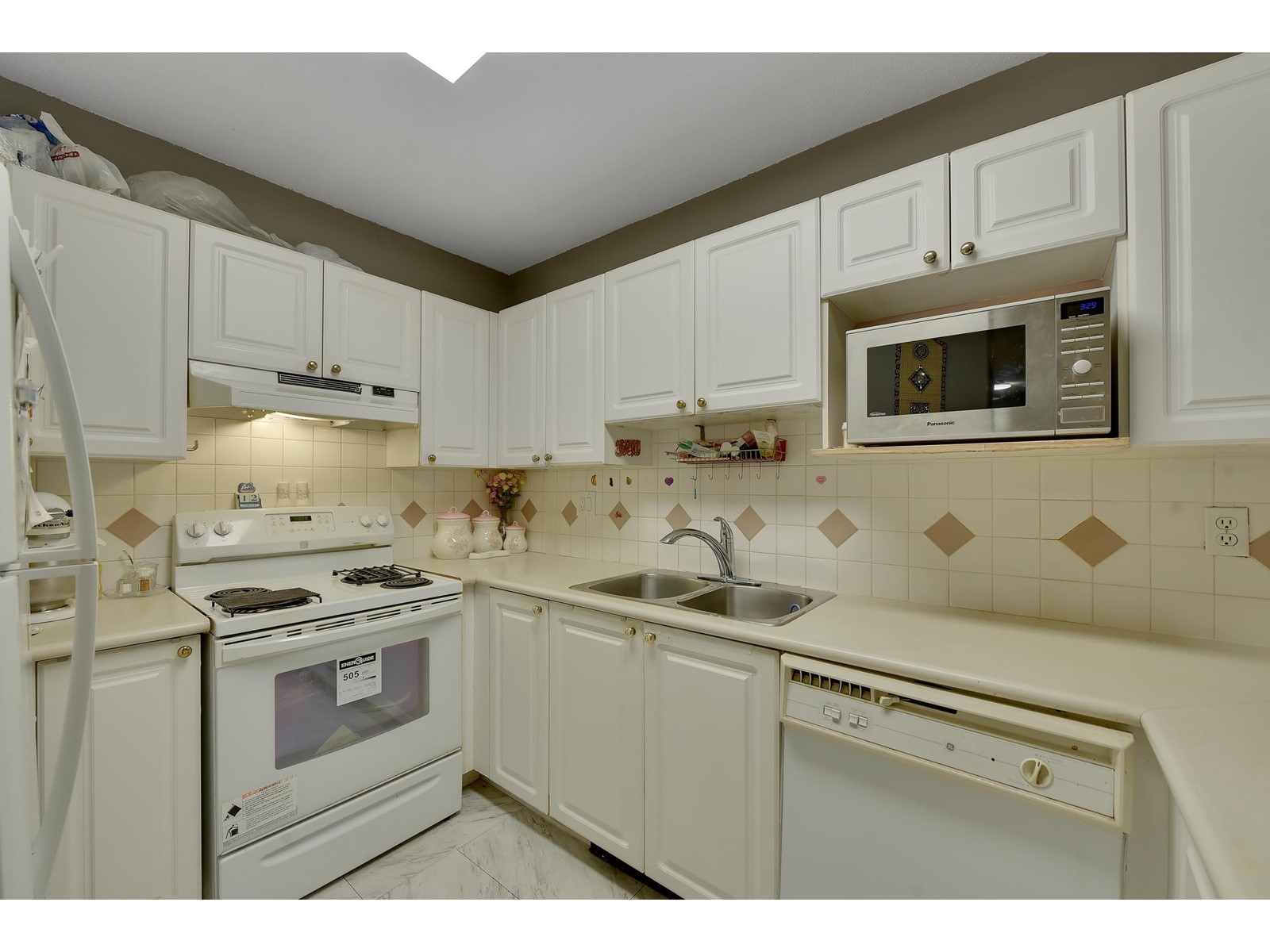 2 13640 84 Avenue, Surrey, British Columbia  V3W 0T6 - Photo 8 - R2966007