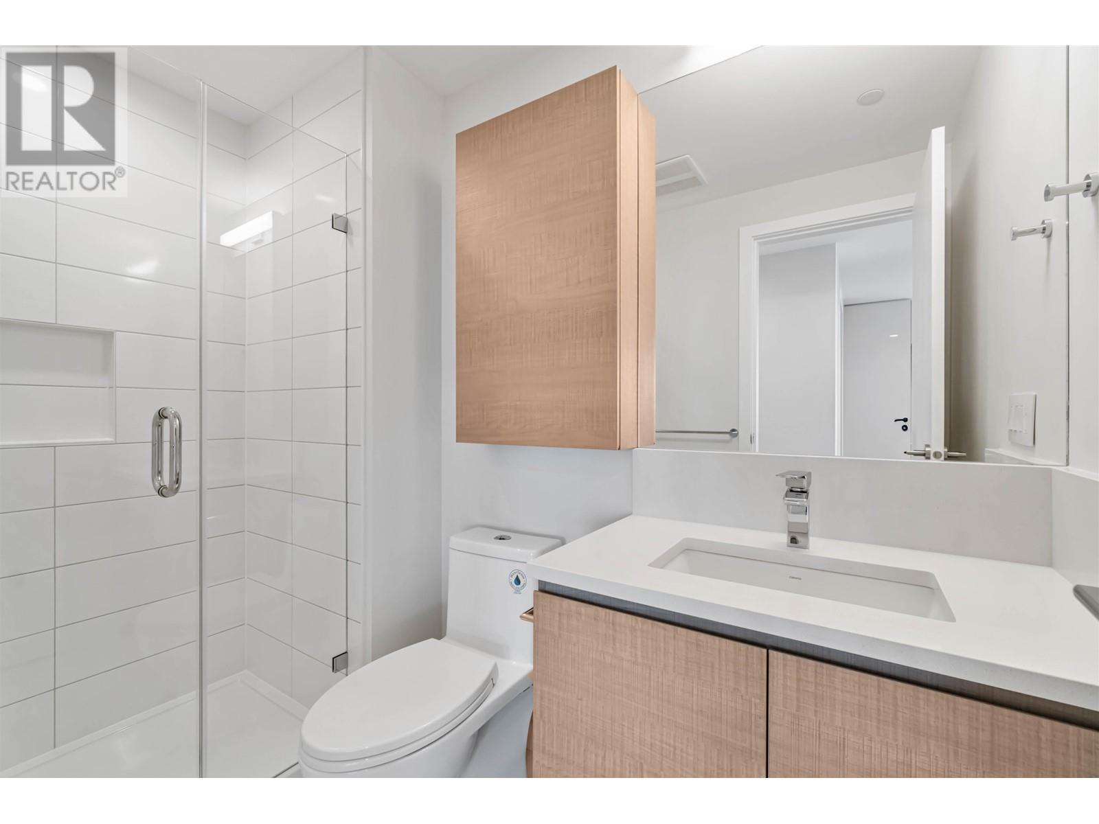 Listing Picture 15 of 39 : 5501 2108 GILMORE AVENUE, Burnaby / 本拿比 - 魯藝地產 Yvonne Lu Group - MLS Medallion Club Member